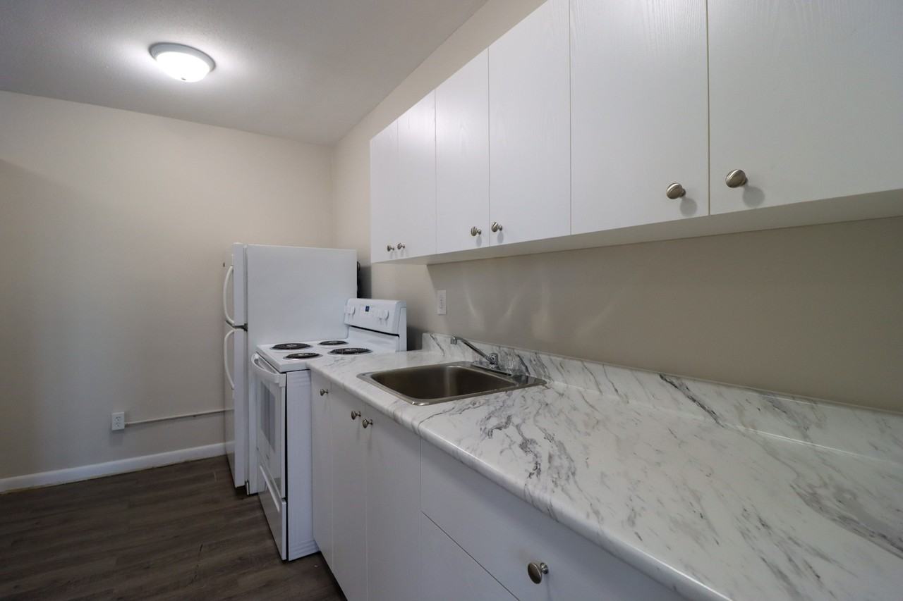 363 Besserer Street - Photo 5 of 12