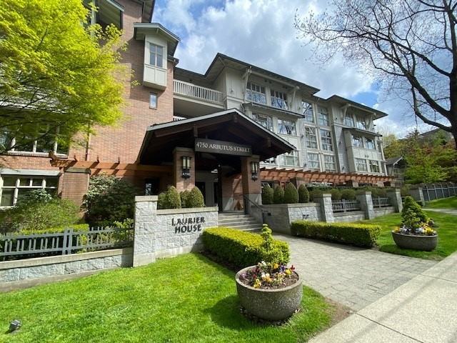 Laurier House - Photo 2 of 11