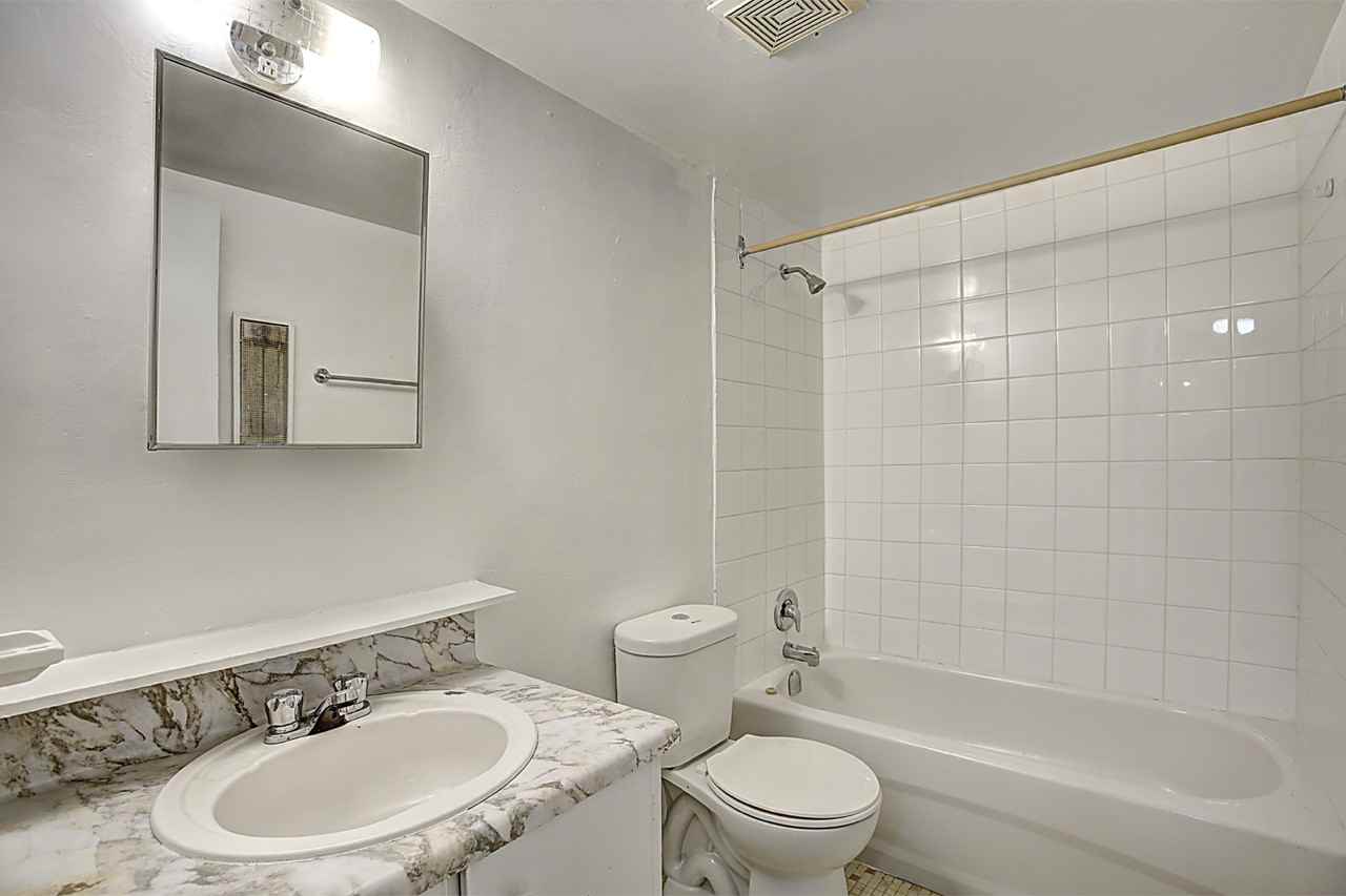 182 Church Street, East - Photo 7 of 28