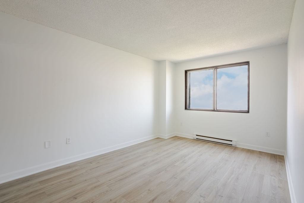 55 Rue Laframboise — photo 3