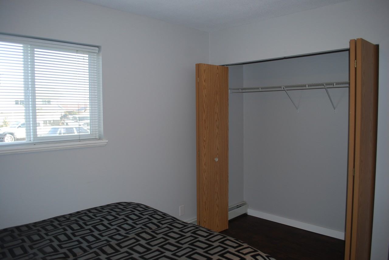 Tuscany Manor - Photo 7 of 16