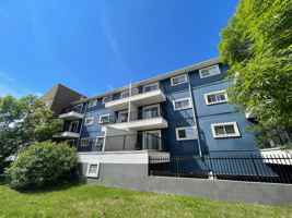 featured image of 10414 Main St