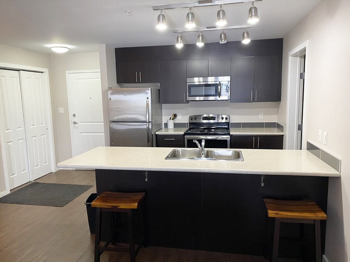 Elk Pointe Estates - Photo 4 of 18