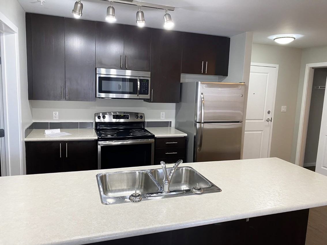 Elk Pointe Estates - Photo 5 of 18