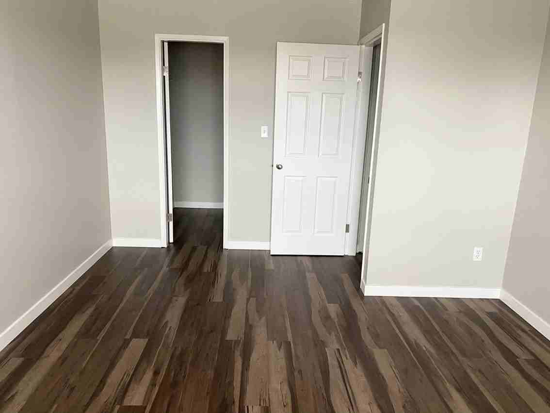 The Courtyards Apartments - Photo 7 of 16