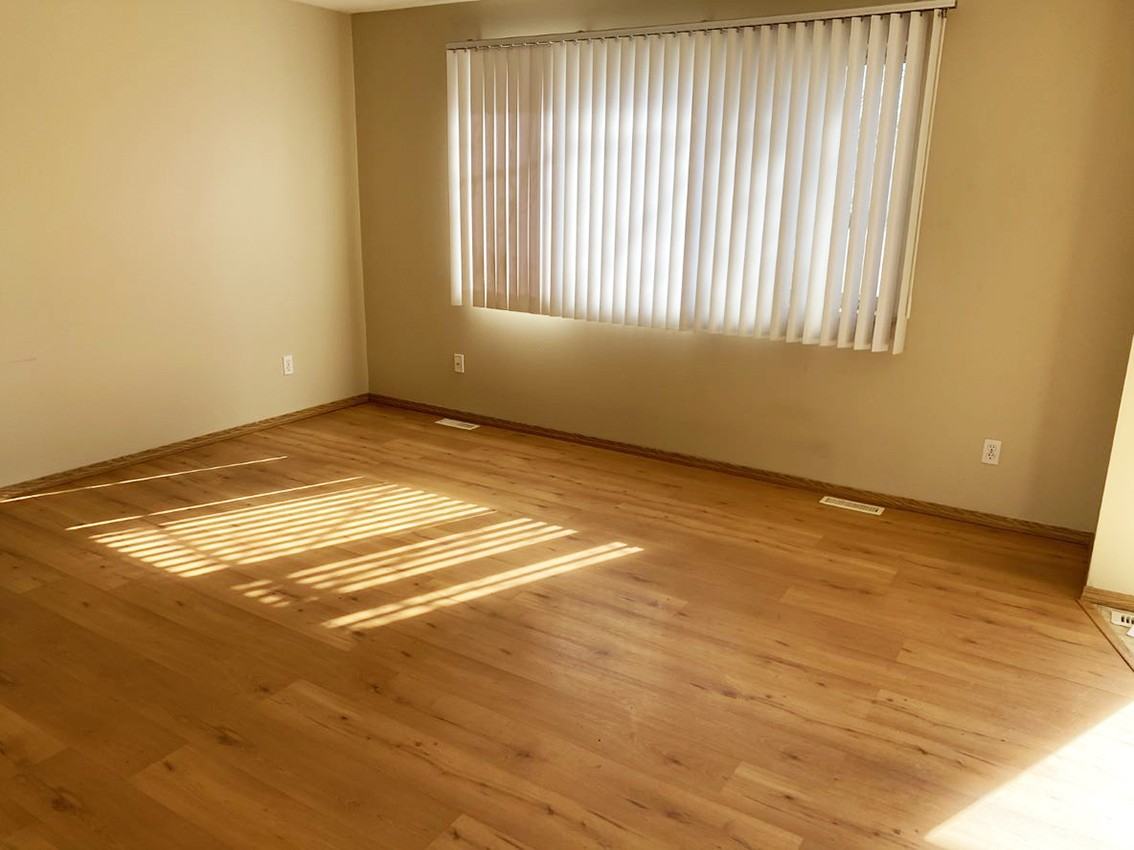 Northgate Townhomes - Photo 6 of 10