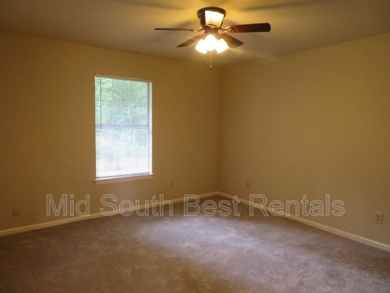 7405 Deer Meadow Dr - Photo 5 of 8