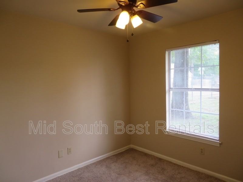 7405 Deer Meadow Dr - Photo 6 of 8