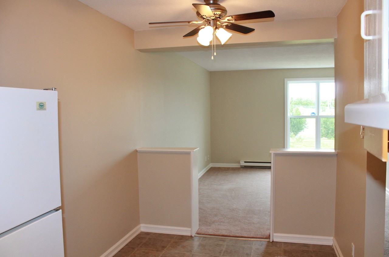 Pasadena Apartments - Photo 4 of 9