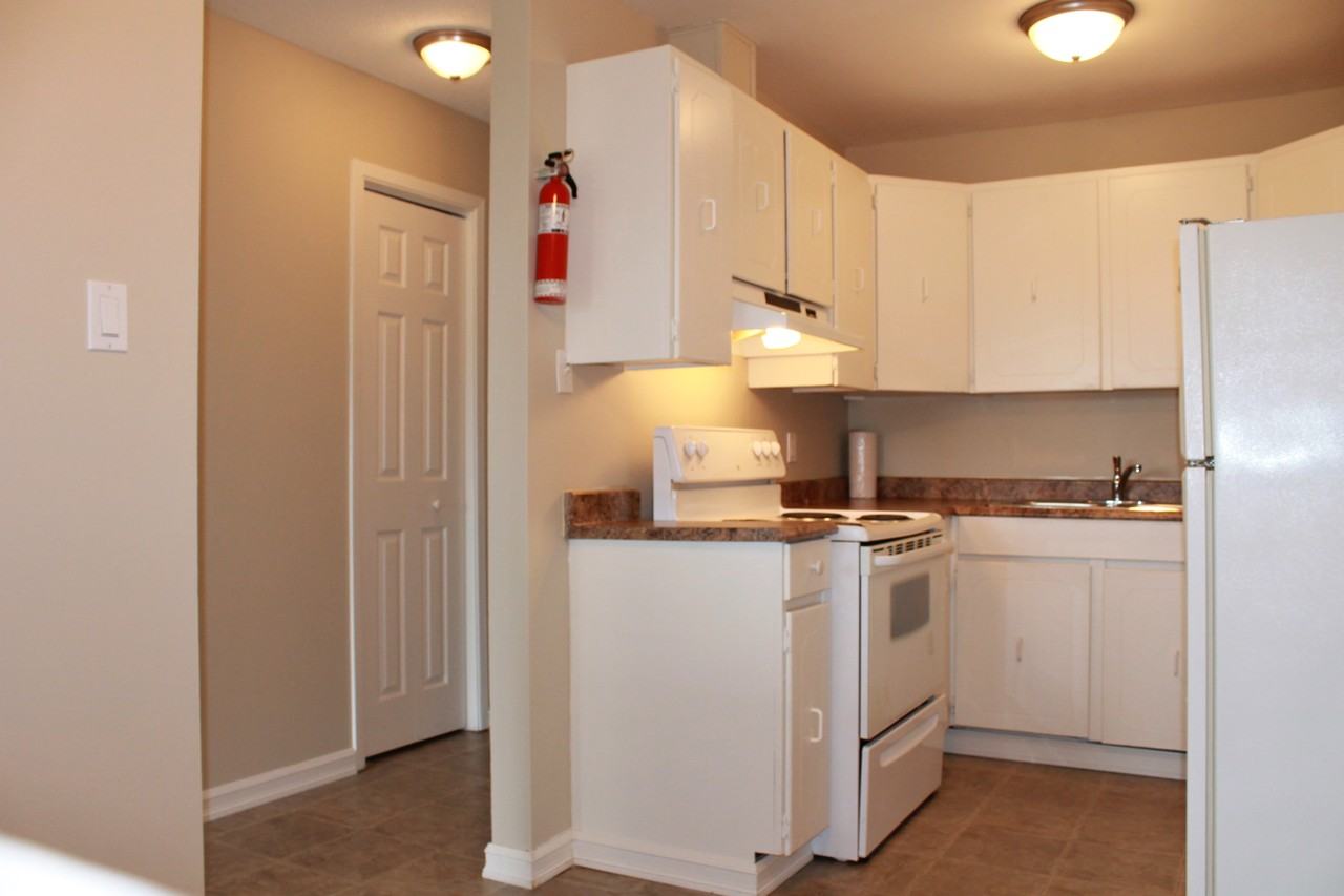 Pasadena Apartments - Photo 5 of 9