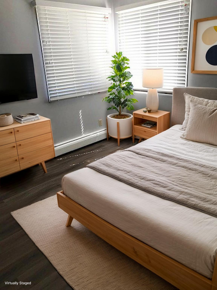 Winston Villa - Photo 3 of 12