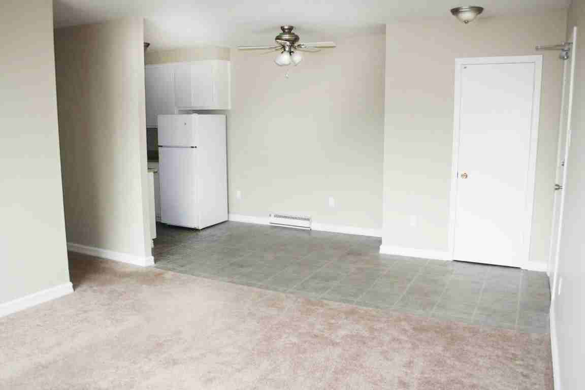 Sunridge Place - Photo 3 of 9