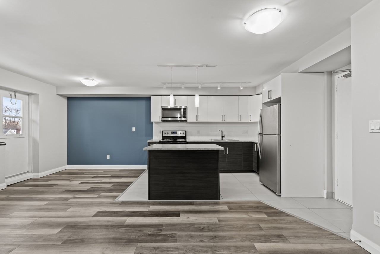 483 Linwell Road - Photo 2 of 32