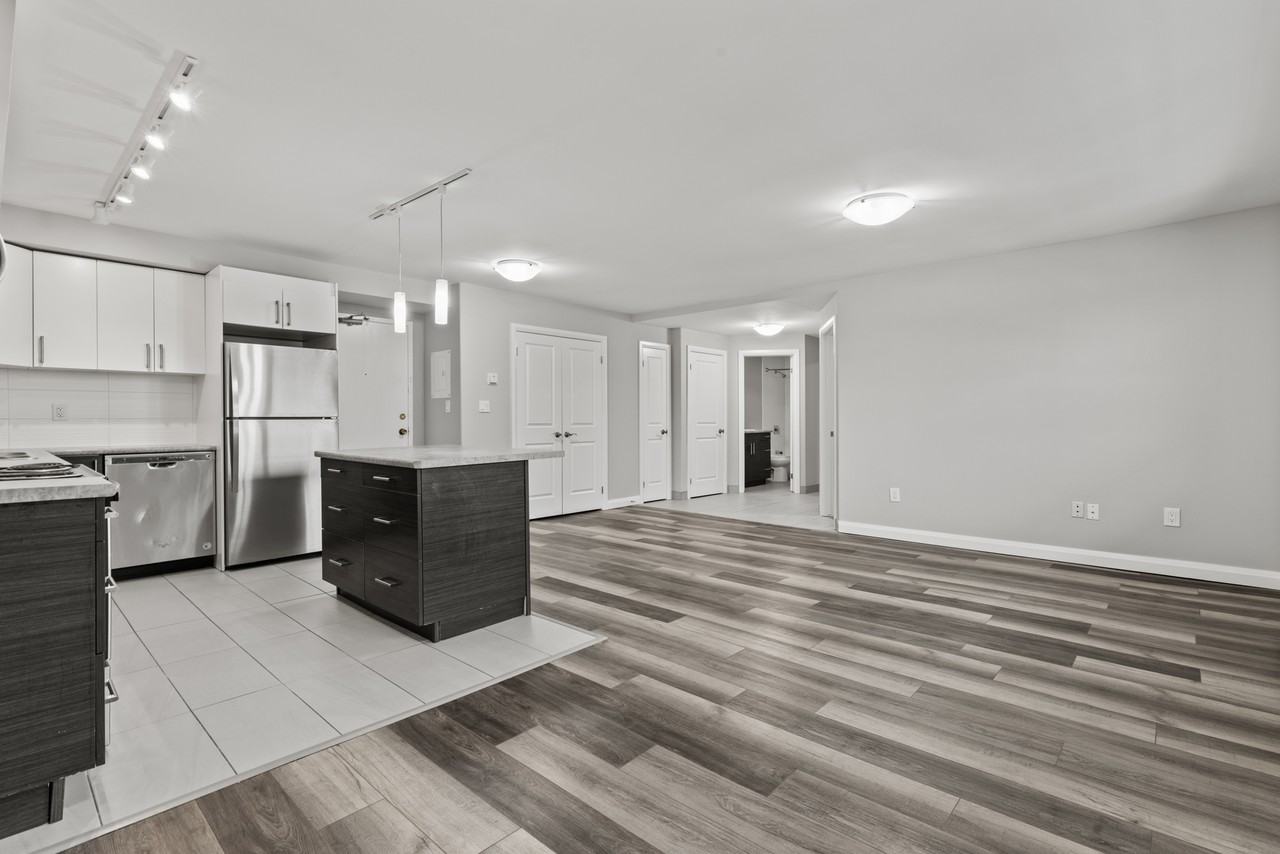 483 Linwell Road - Photo 6 of 32