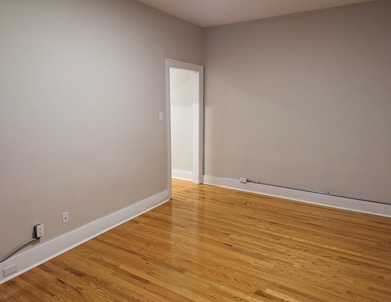 SPARLING APARTMENTS - Photo 7 of 43