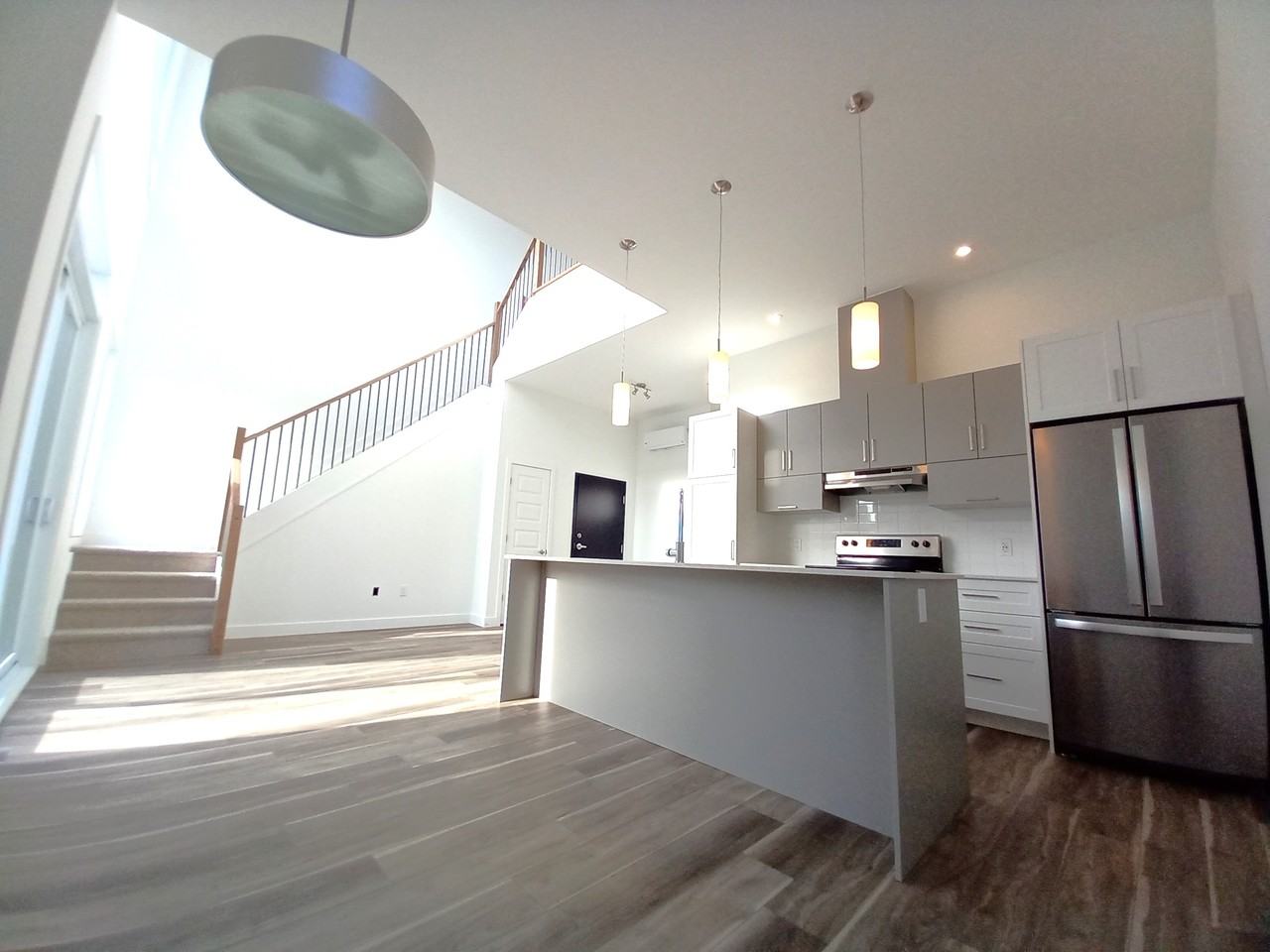 703 Boul Du Plateau — photo 2