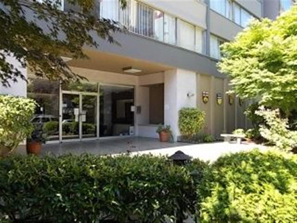 Haro Crest Suites - Photo 2 of 13