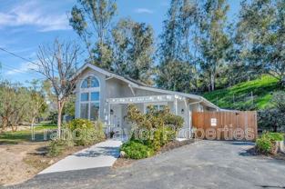 1512 S Stage Coach Ln - Photo 1 of 1