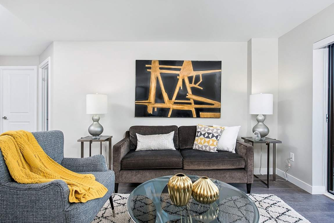 Highland Square - Photo 6 of 30