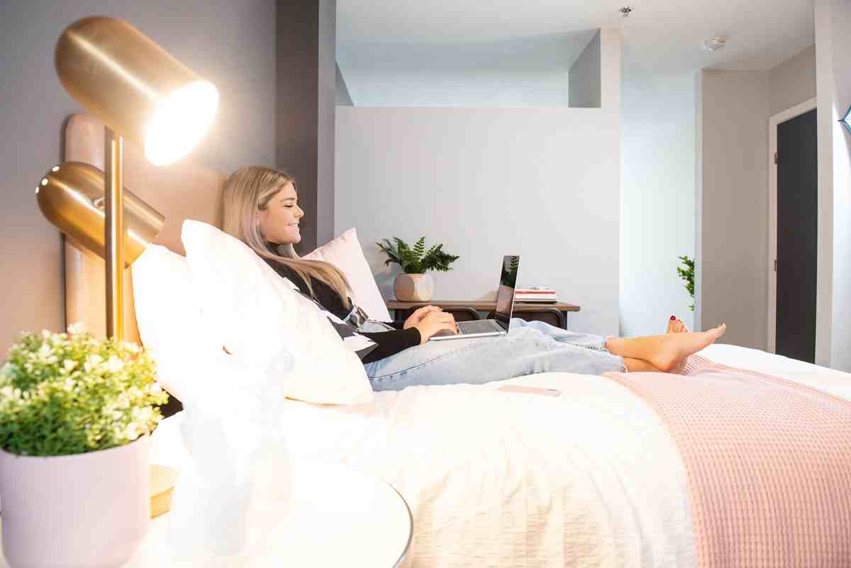 THEO Student Apartments - Photo 7 of 12