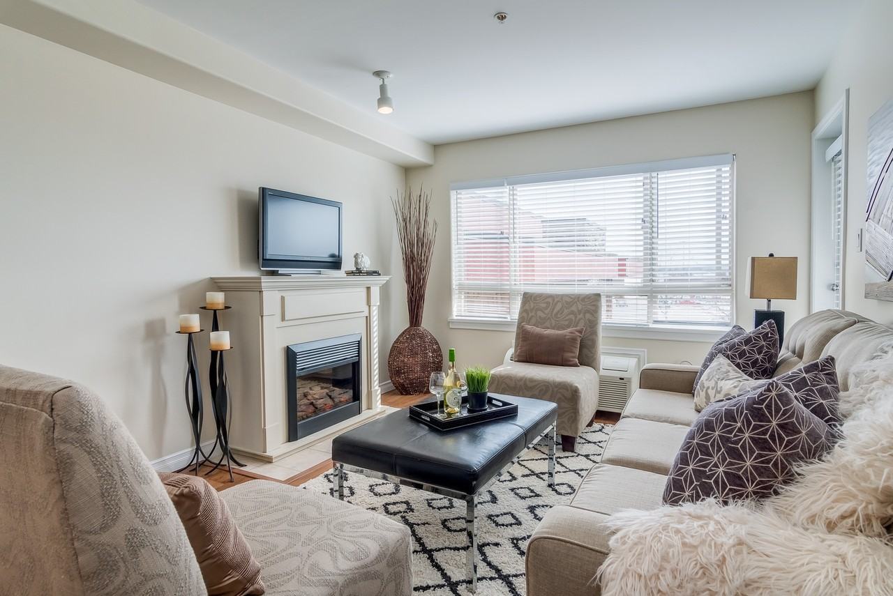 Langley Apts - Photo 3 of 19