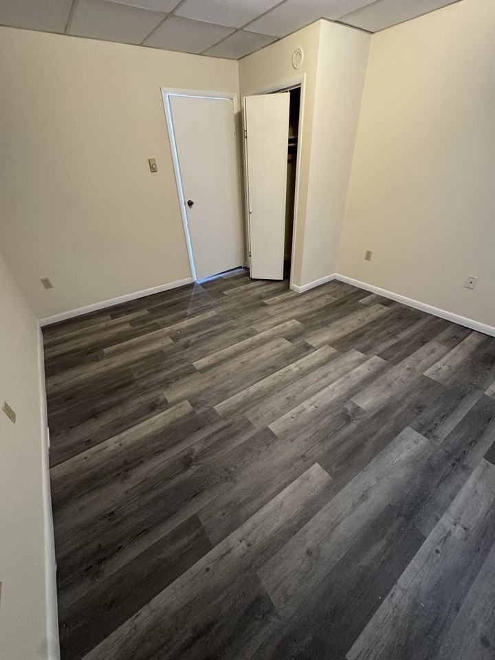 307 Washington Avenue - Photo 4 of 8