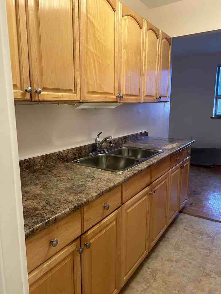 2095 Prospect St - Photo 5 of 25