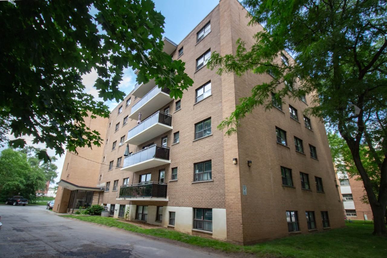 384 St Paul St - Photo 2 of 27