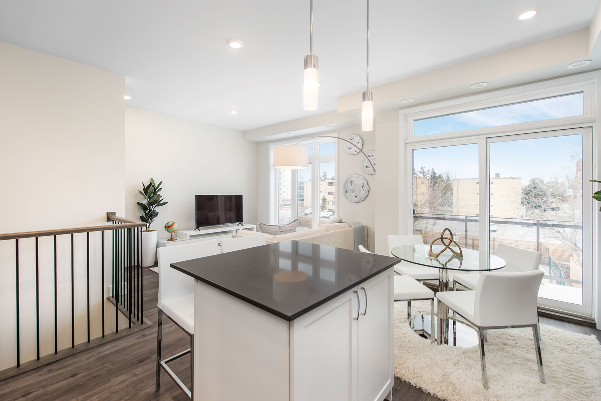 Park Village Townhomes - Photo 6 of 31