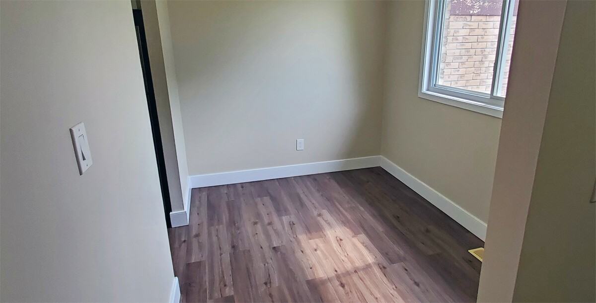 33 & 44 Berkley Drive - Photo 5 of 34