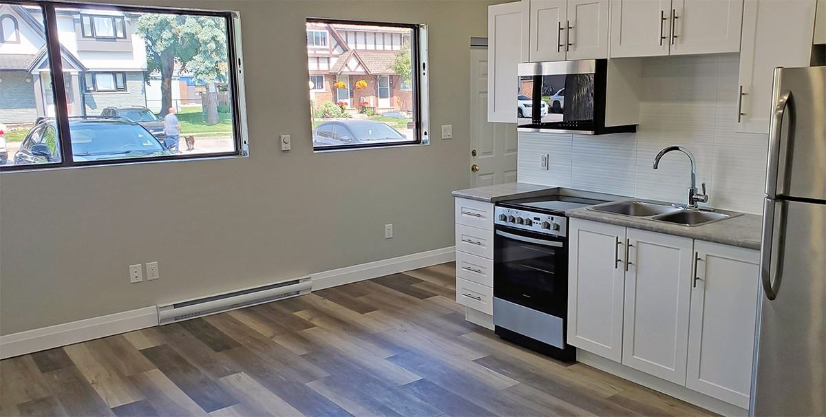 33 & 44 Berkley Drive - Photo 7 of 34