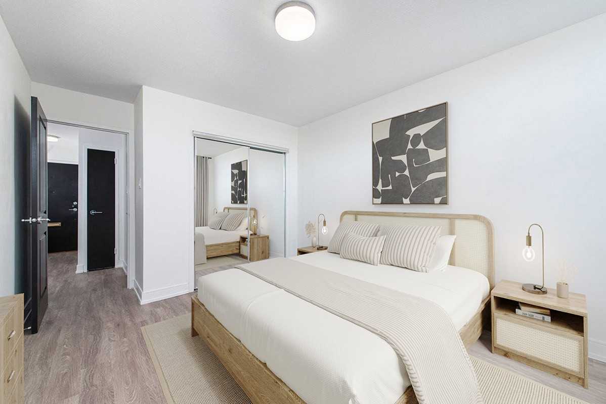 120 Dundas St E - Photo 4 of 50