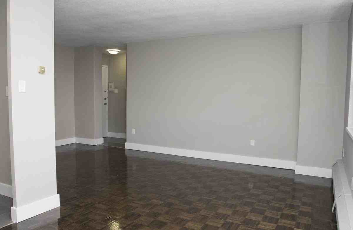 2185 Sheridan Park Dr - Photo 6 of 50