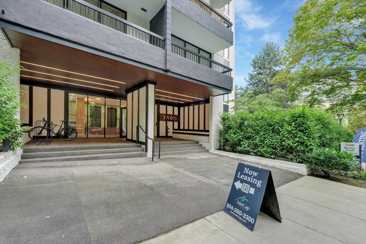 1348 Barclay Street - Photo 2 of 15