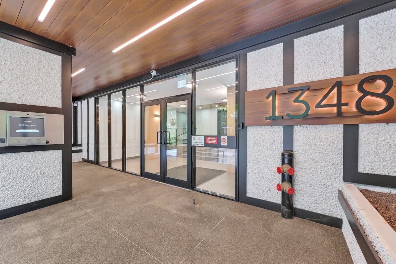 1348 Barclay Street - Photo 5 of 15