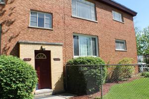 featured image of 741 Walnut St