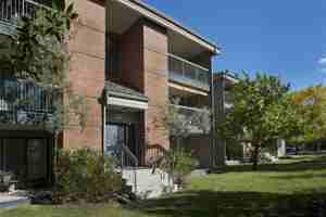 featured image of 6651 Ranchview Dr Nw