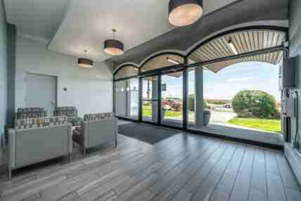 Seaview Towers Apartments - Photo 7 of 37