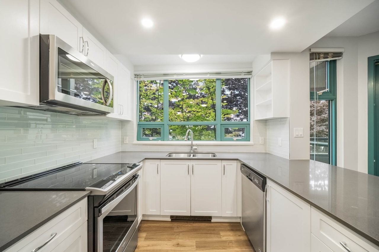 150 East Keith Road - Photo 3 of 25