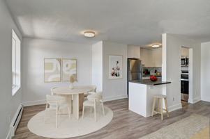 featured image of 39 Willow Rd