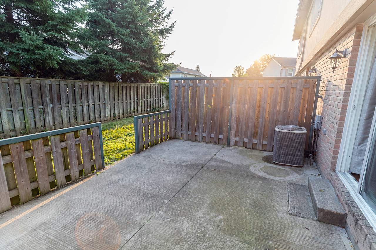 7591 Scholfield Road - Photo 3 of 40