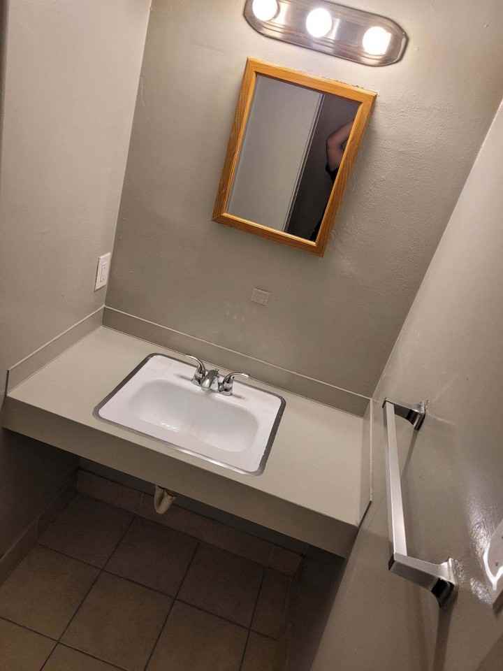 1363 Yosemite Street - Photo 5 of 12