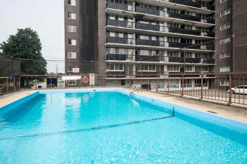 Kingsview Apartments - Photo 6 of 18