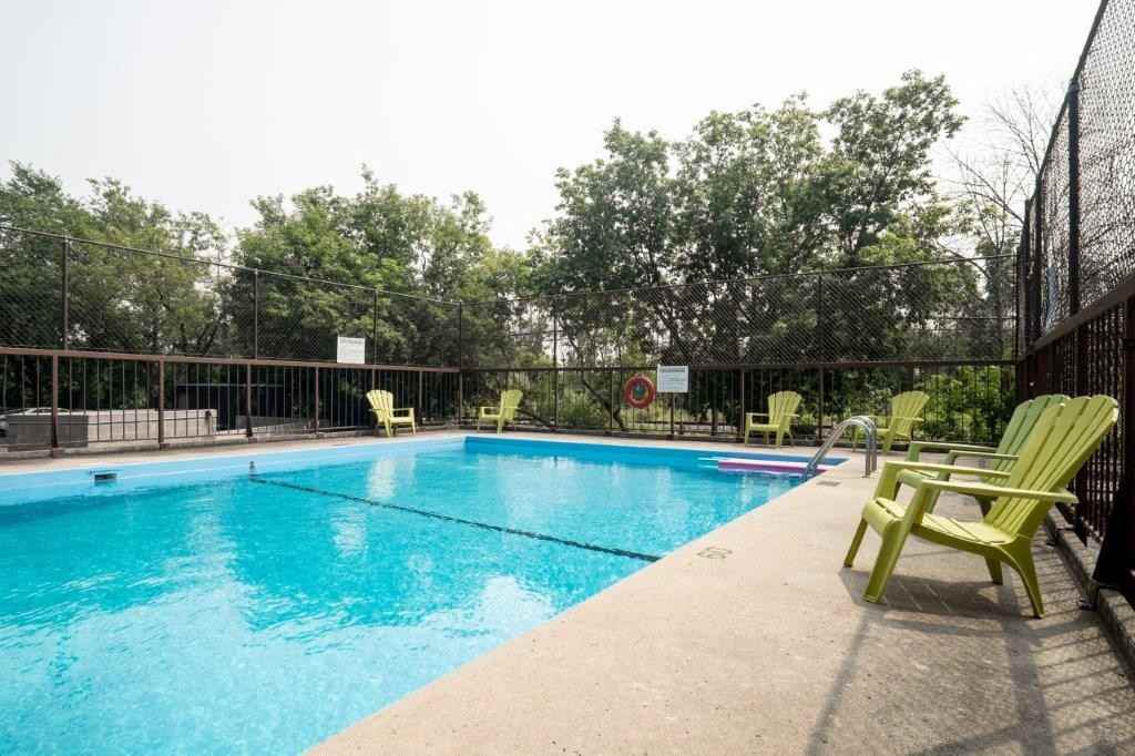 Kingsview Apartments - Photo 7 of 18