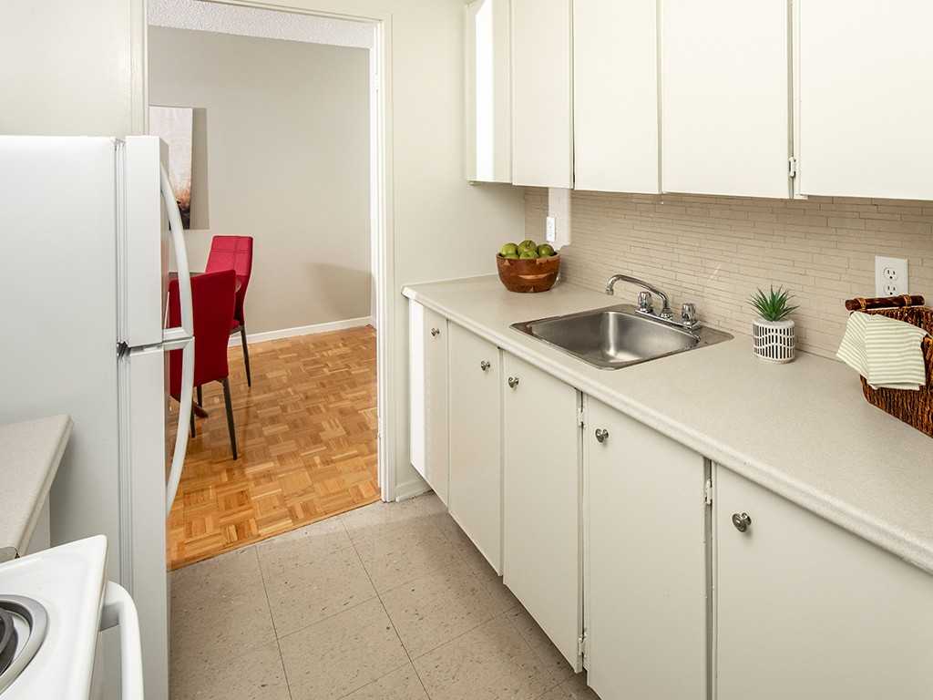 The Oaks Apartments - Photo 4 of 10