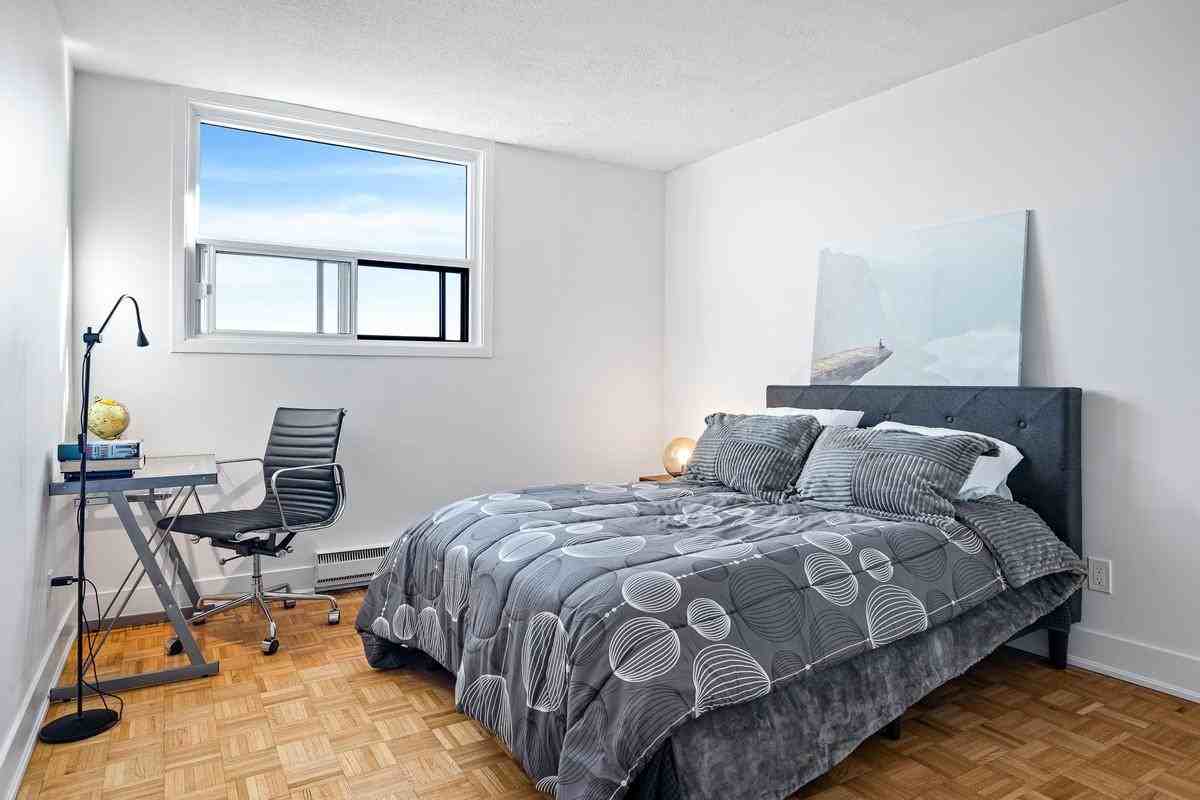 2880-2900 Carling Avenue - Photo 7 of 34