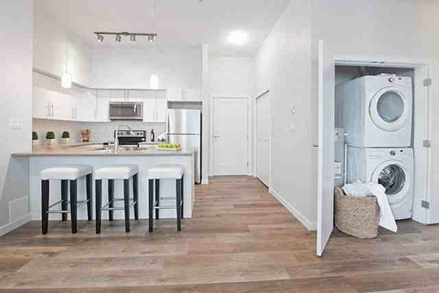 Summerhill Place - Photo 5 of 32