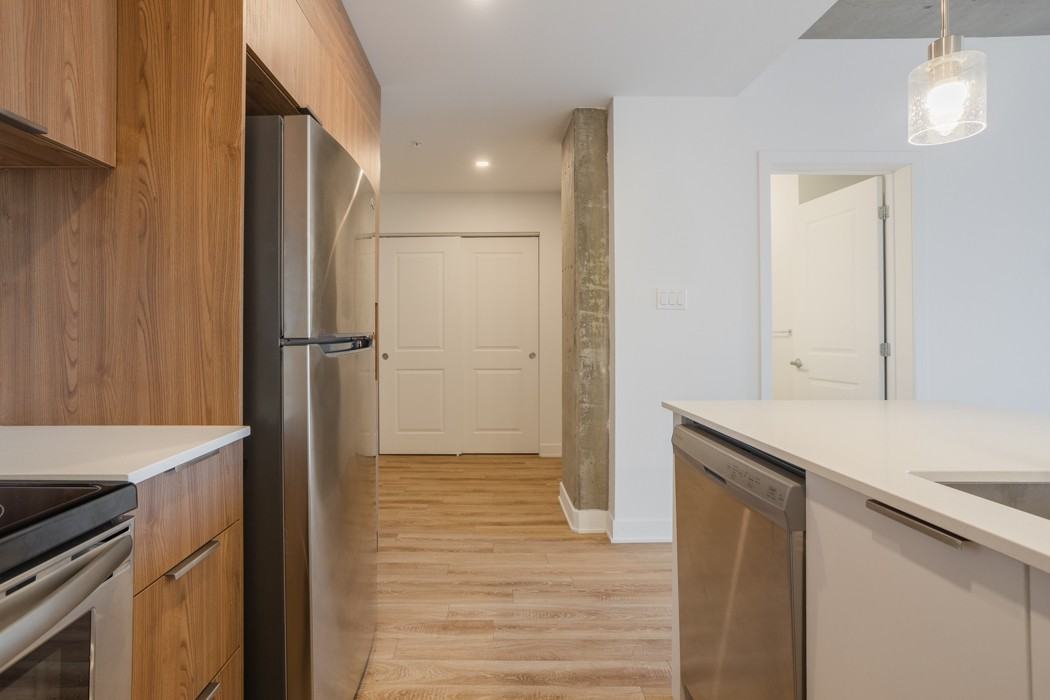 2929 VICTORIA - Photo 6 of 35