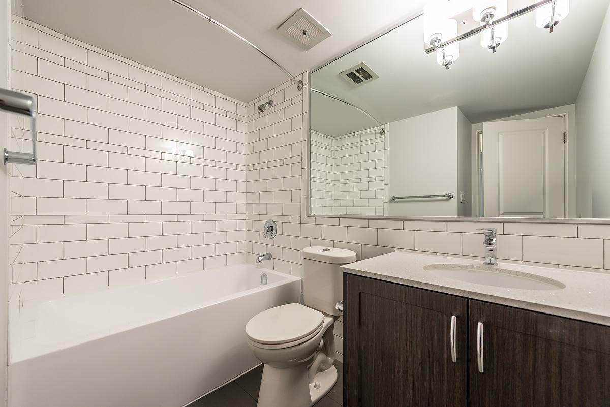 Sir Francis Drake Apartments - Photo 4 of 21