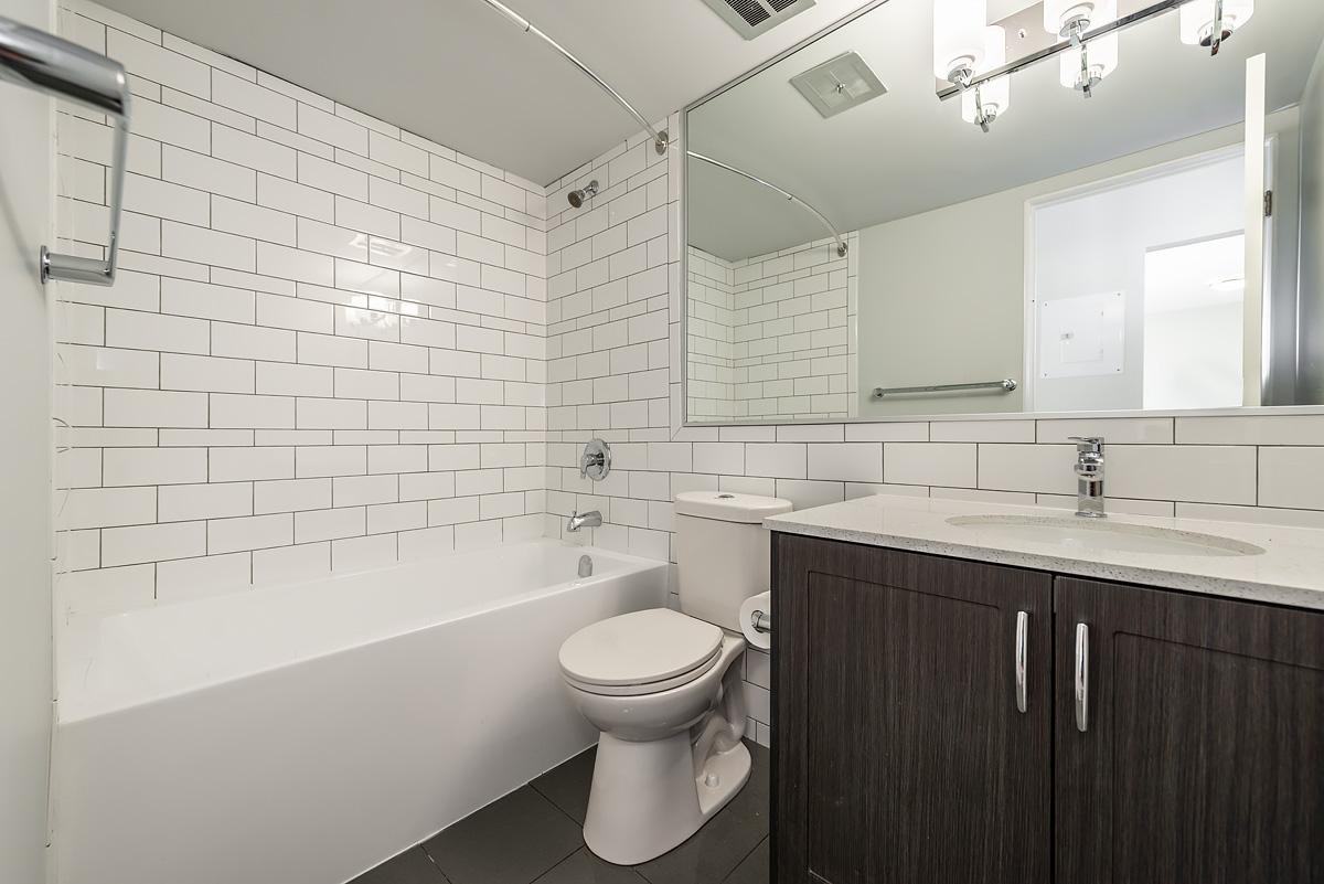 Sir Francis Drake Apartments - Photo 6 of 21